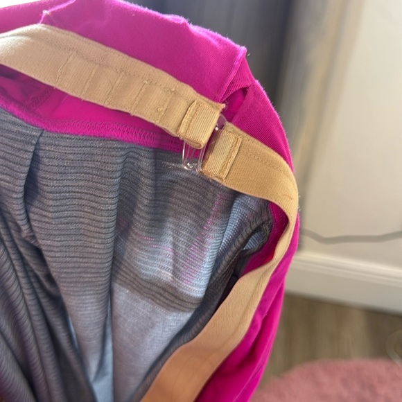 Lululemon Run: Your Heart Out tank Paris Pink Size 10 - Picture 5 of 5